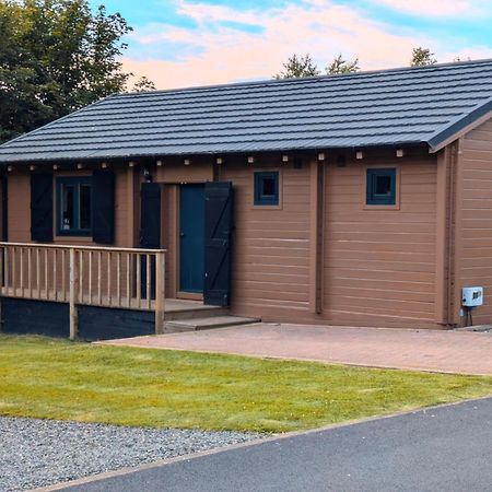 Rustic Lodge Retreat At Riverview Holiday Park Newcastleton Exteriér fotografie