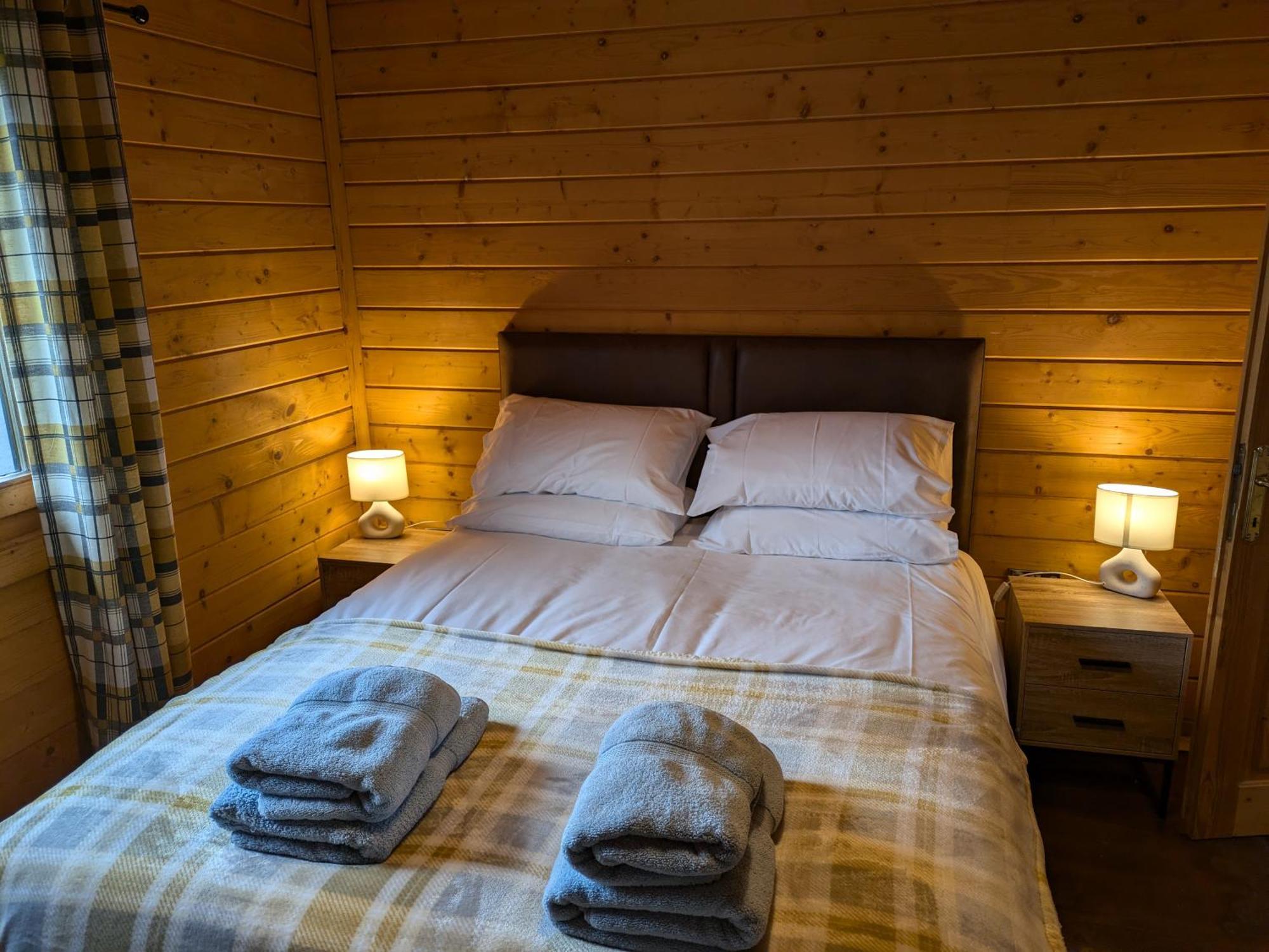 Rustic Lodge Retreat At Riverview Holiday Park Newcastleton Exteriér fotografie
